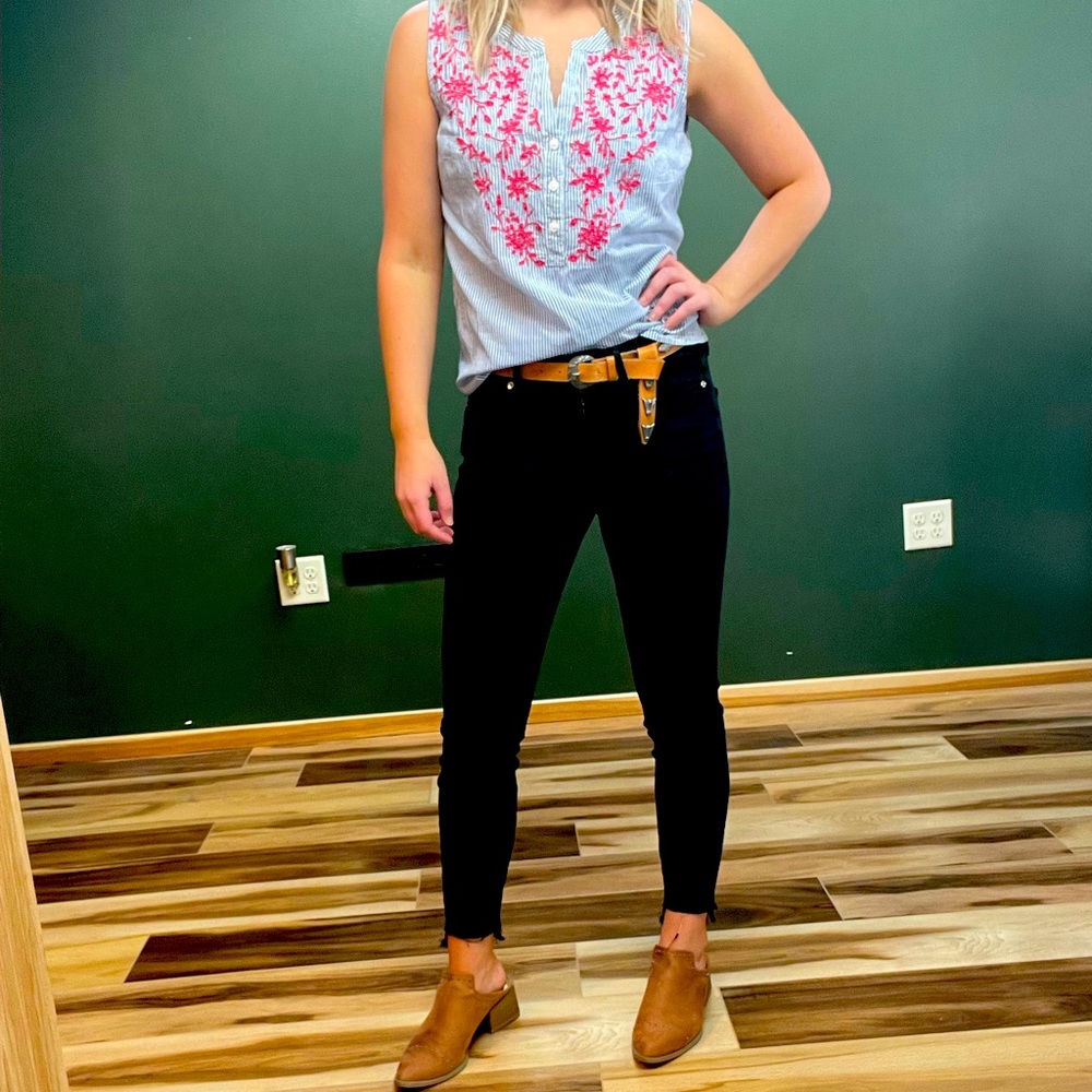 Cute embroidered tank